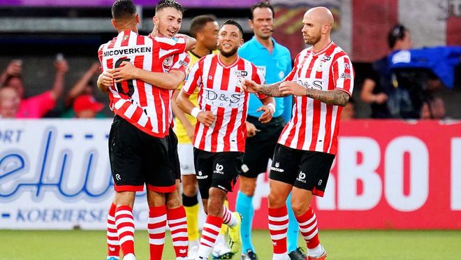 都能游刃有 都能游刃有