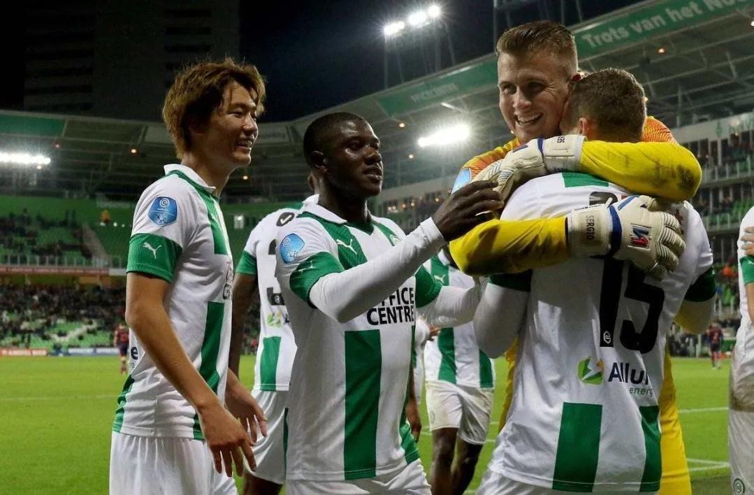 足球俱乐部 足球俱乐部